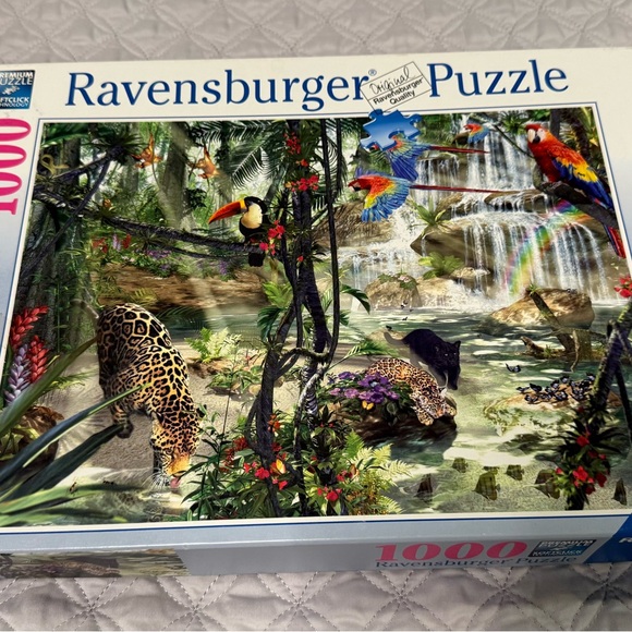 Ravensburger Other - Ravensburger Vibrant Wildlife Puzzle